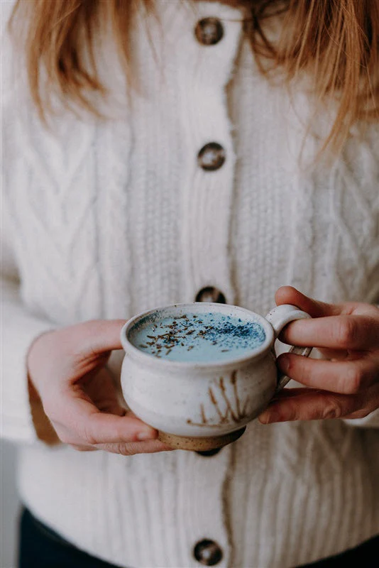 Latté nocturne bleu | lavande et basilic sacré - WHOLESALE - Image 2